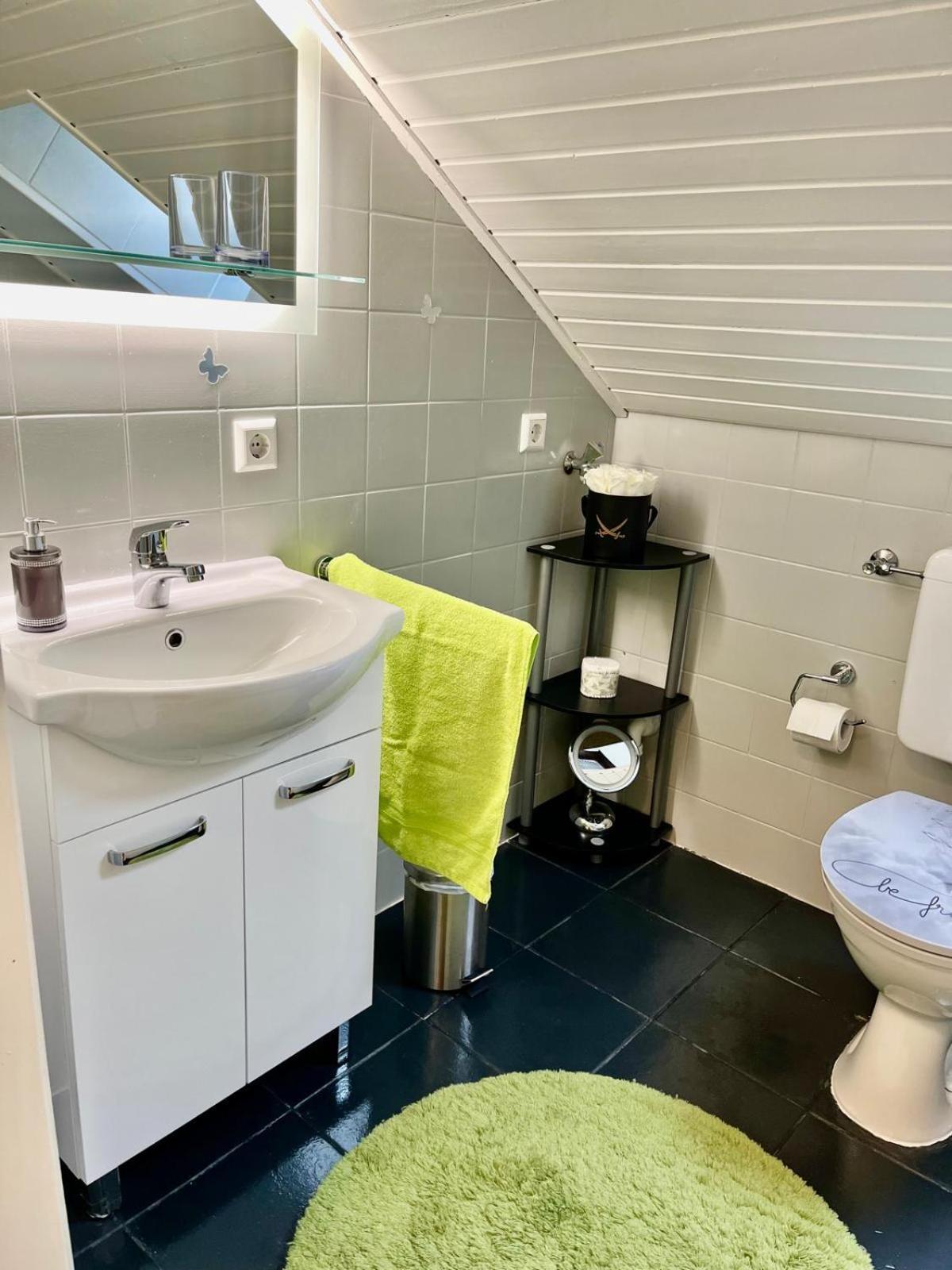 Zentrale Ferienwohnung Am Buhlschen Park In Deidesheim Luaran gambar